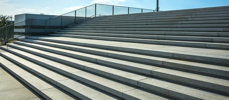 escada de cimento em parque